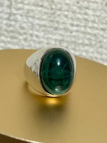 비비안 카보숑 반지