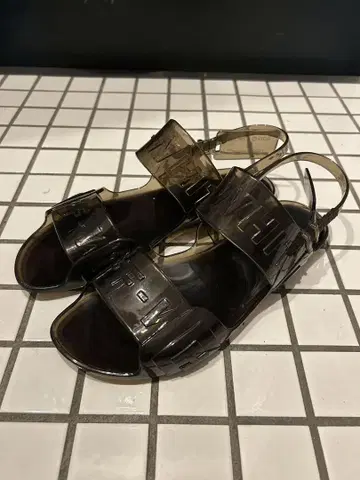 OFF-WHITE 로고 클리어 샌들