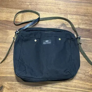 BAG'n'NOUN 블랙 숄더백