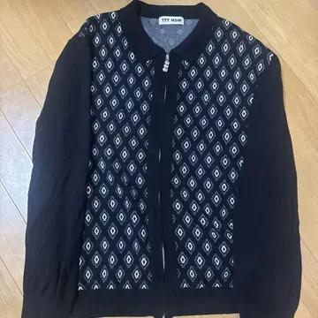 TTT MSW 다이아몬드 니트