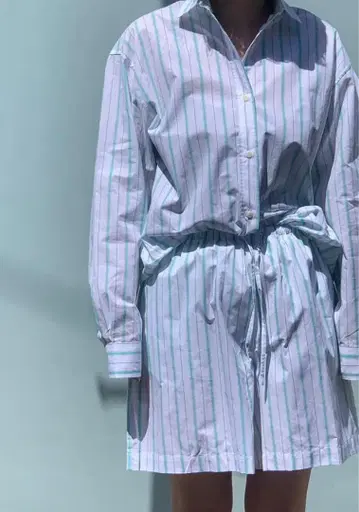 Baserange 스트라이프 셔츠