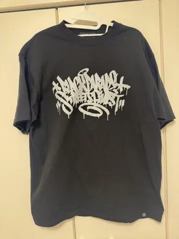 블랙 퍼레이드 그래피티 티셔츠 XL