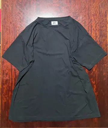 필그림 서핑 블랙 반팔 티셔츠