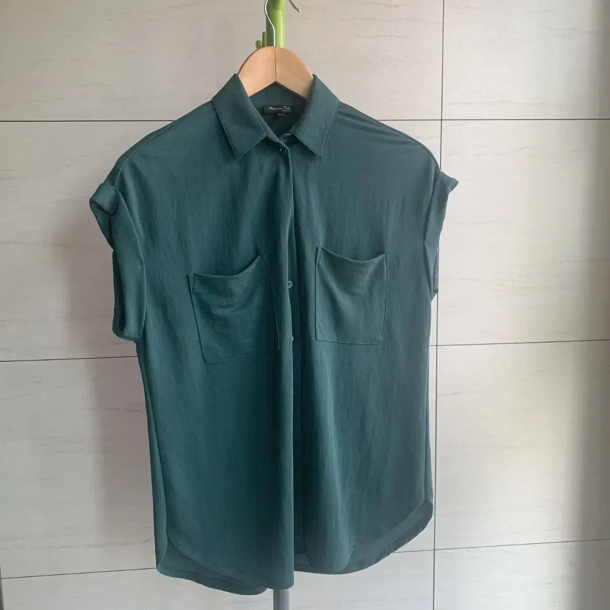 Massimo Dutti Sleeveless Shirt Blouse