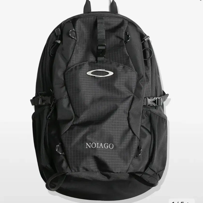 ★NOIAGO★ Nylon Flip Backpack Black NOI1383 nylon flip backpack (black) - 노이아고 (NOIAGO)