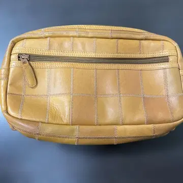 TRION 브라운 가죽 바디백