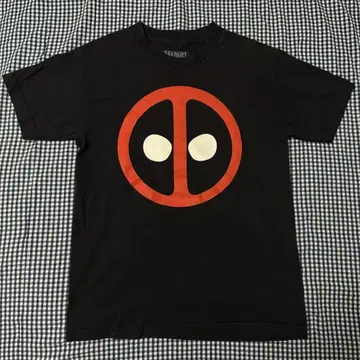 데드풀 티셔츠 S 사이즈 MARVEL 블랙