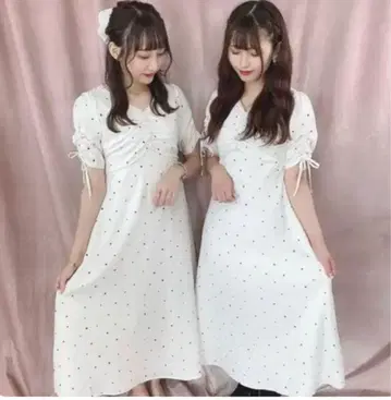 에블린 오리지널 하트 맥시 롱 원피스 화이트 OP