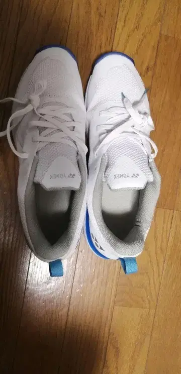 요넥스 테니스화