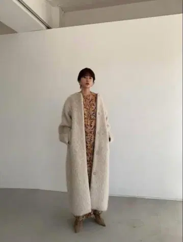 클레인 믹스 컬러 샤기 코트