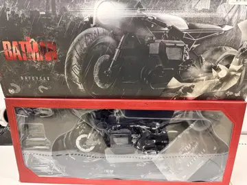 배트 사이클 BATCYCLE 핫토이즈 한정판