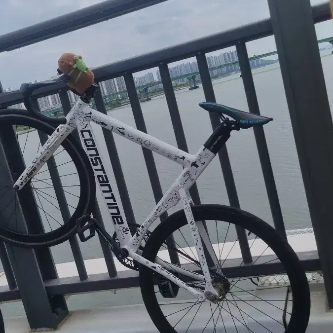 CONSTANTINE 콘스탄틴 Constantine Urbane 2023 on Bunjang Global