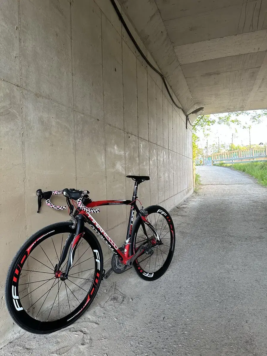 Flawless Pinarello woono