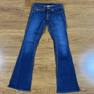 True Religion 부츠 컷 데님 24