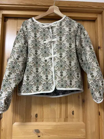 사만사 모스모스 고블랑 직조 꽃무늬 자수 노카라 자켓