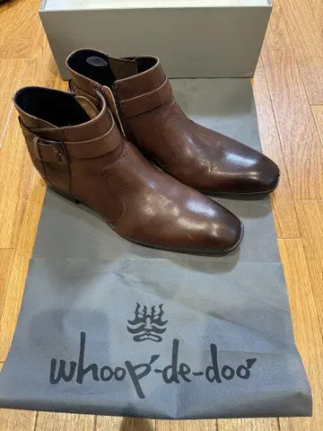 whoop-de-doo 브라운 가죽 앵클 부츠
