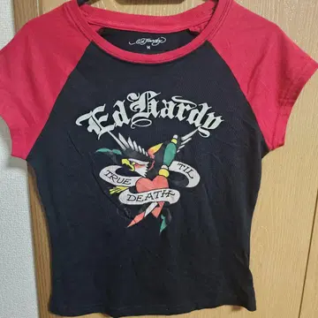 Ed Hardy 그래픽 티셔츠 M 사이즈 블랙/레드