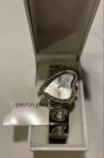 페이튼 플레이스 스와로브스키 손목시계