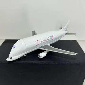 에어버스 A300-600ST 벨루가 1/400