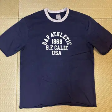 GAP 네이비 티셔츠 M 사이즈