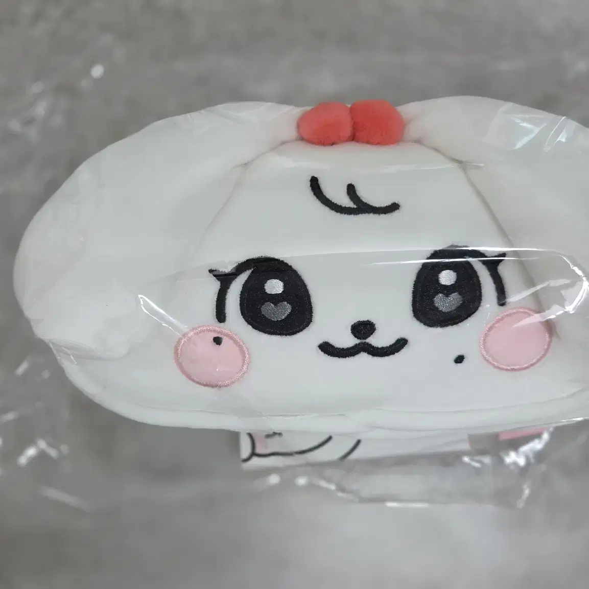 IVE | 아이브 minive PVC Crossbody Bag Cherry 2025 Ive pop up