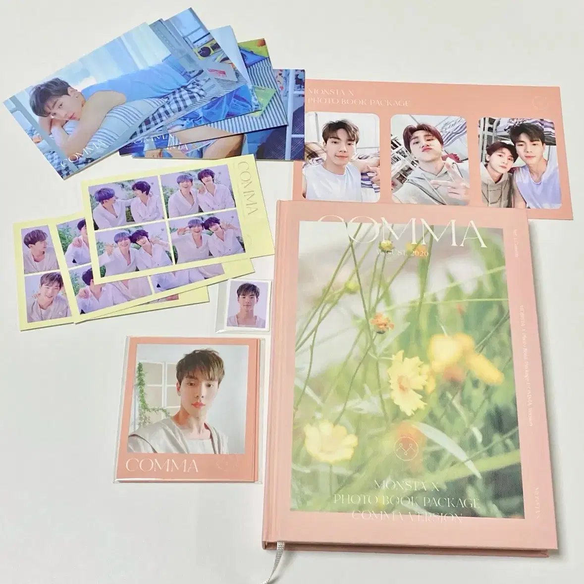 MONSTA X | 몬스타엑스 Monsta X photobook COMMA full set #몬스타