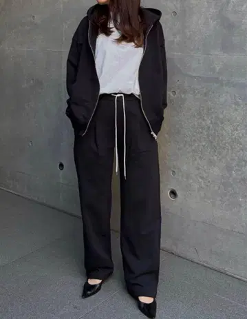 최종 가격 인하 DEUX MI 드미 턱 스웨트 팬츠 (블랙)