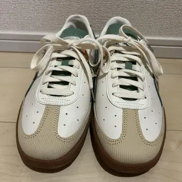 PUMA 푸마 스니커즈 화이트/베이지/그린 28cm