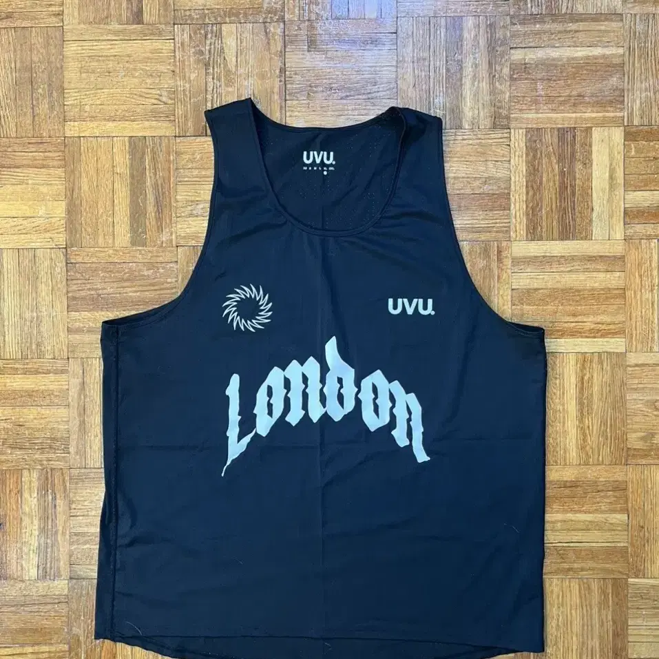 UVU London Marathon Singlet XL on Bunjang Global Site.