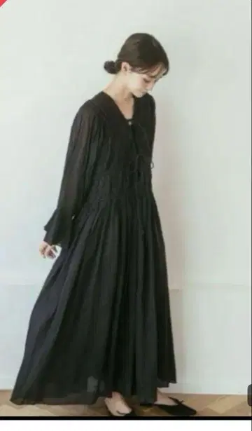 마르노 소피아 드레스 마루바야시 히로나 소피아 드레스 블랙