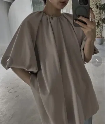 [ 최종 가격 ] Ameri GATHER SMOCK TOP