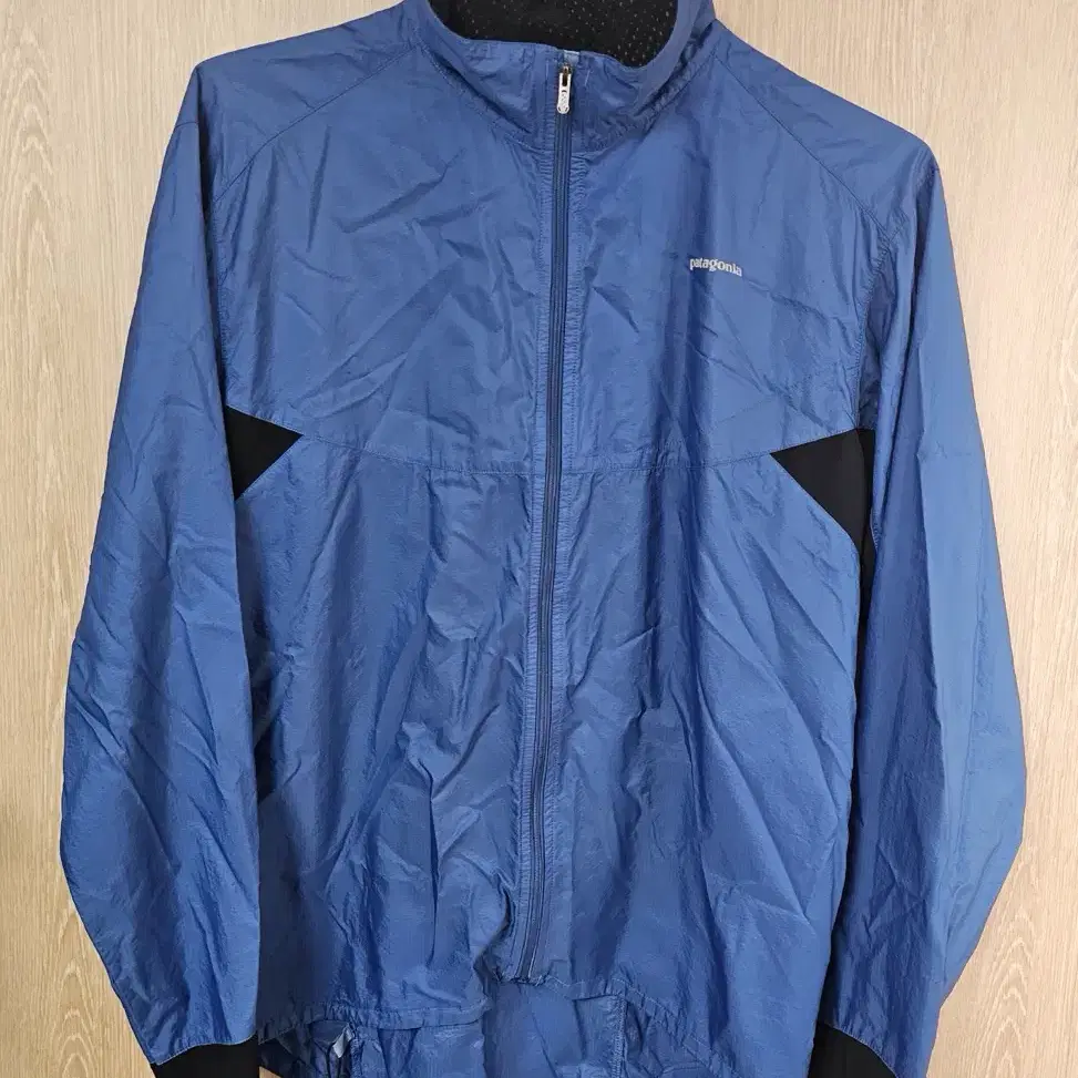 PATAGONIA | 파타고니아 Patagonia Nine Trails Jacket on