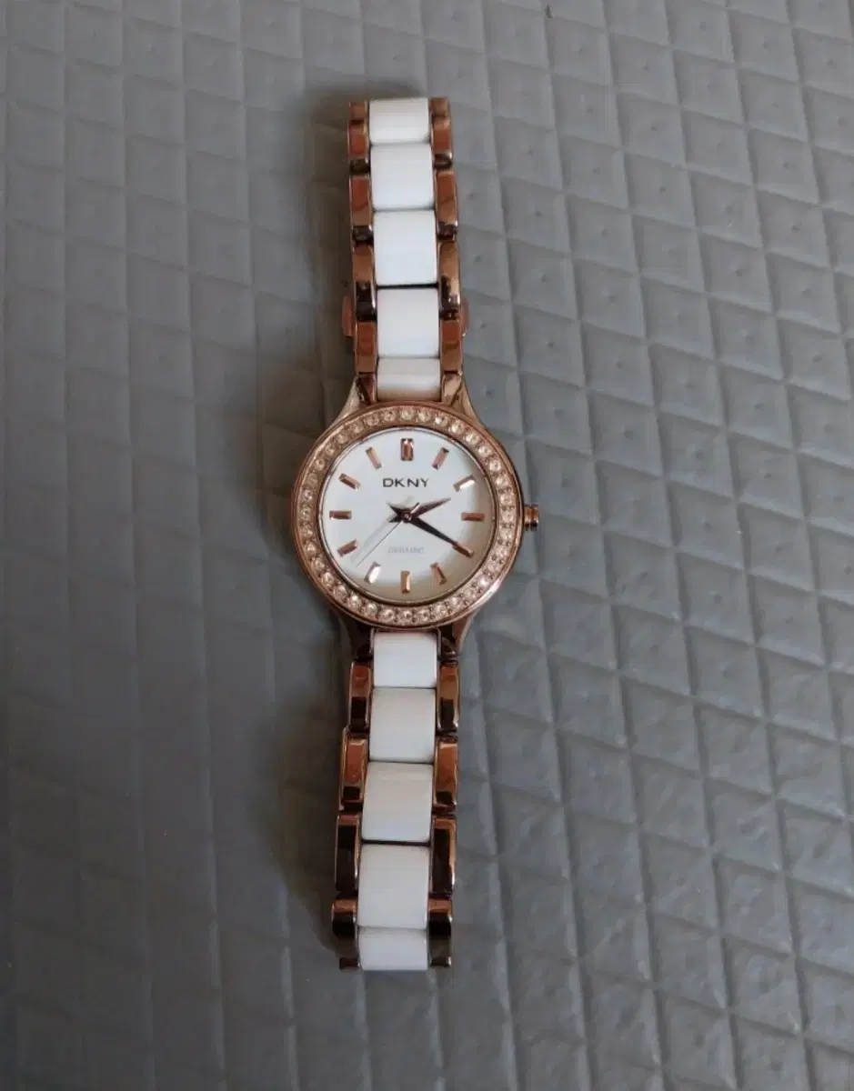 Dkny watch