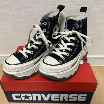 CONVERSE 블랙 하이컷 스니커즈
