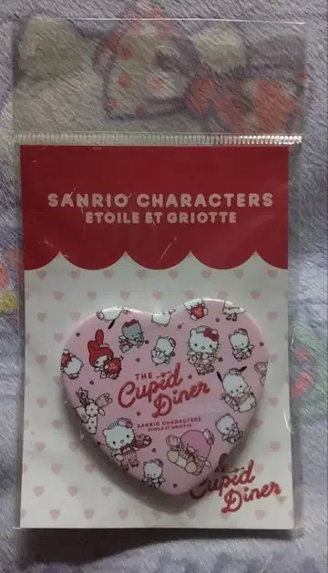 최종 가격 인하 산리오 하트 모양 캔뱃지 etoile et griotte