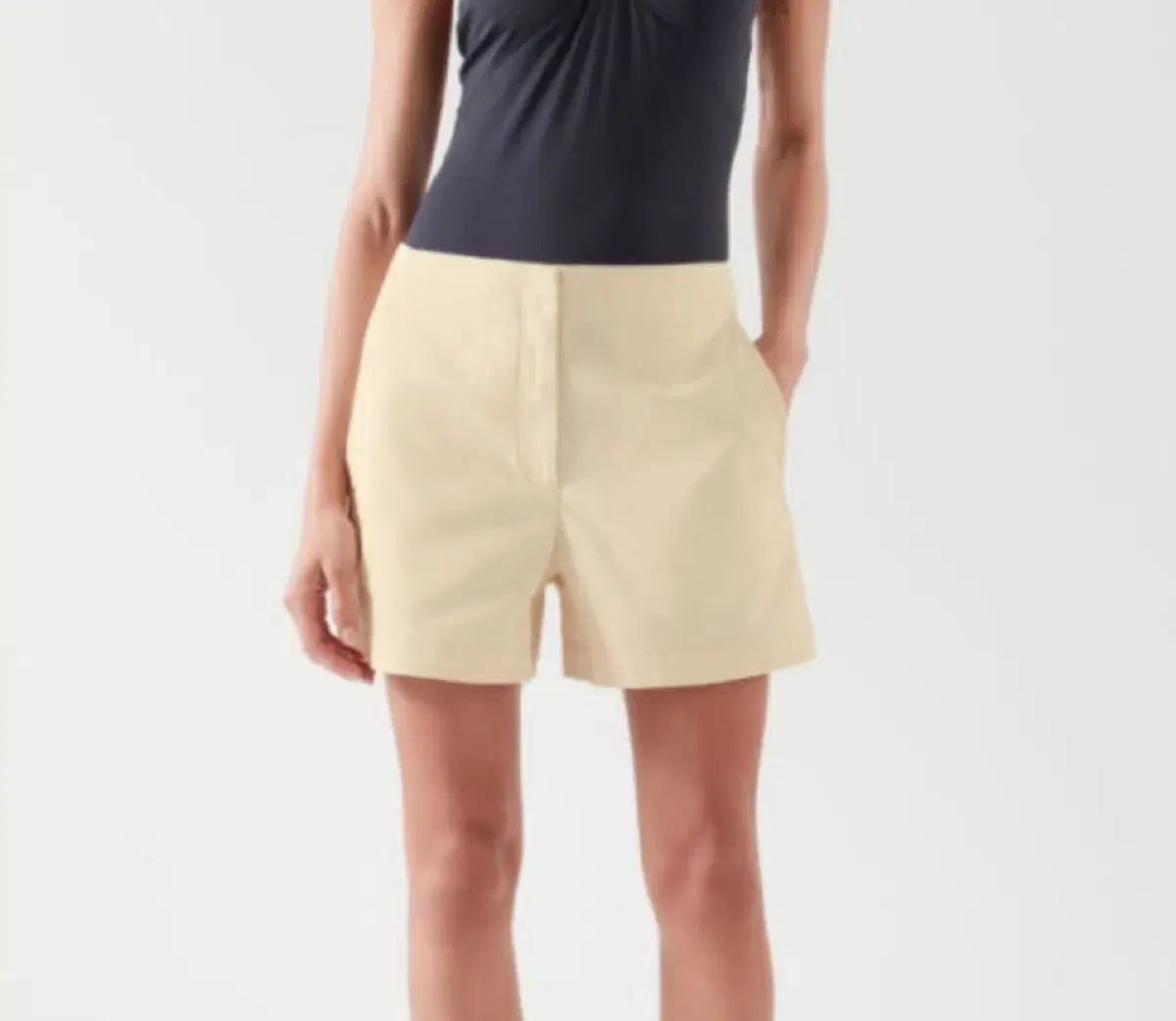 Cos High Riize Shorts 36 Shorts