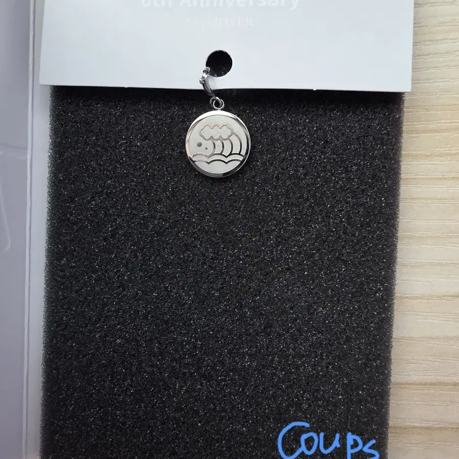 SEVENTEEN | 세븐틴 Seventeen 6 zuu anniversary necklace