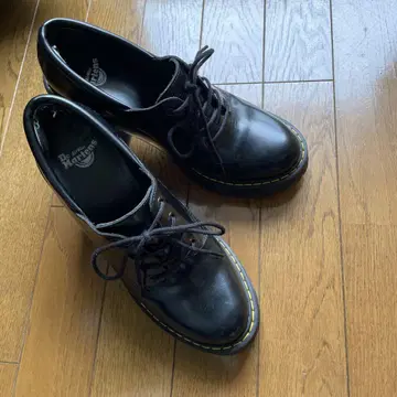 Dr.Martens 닥터마틴 SALOME 살로메 힐 블랙