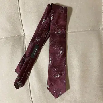 HILTON 버건디 페이즐리 넥타이