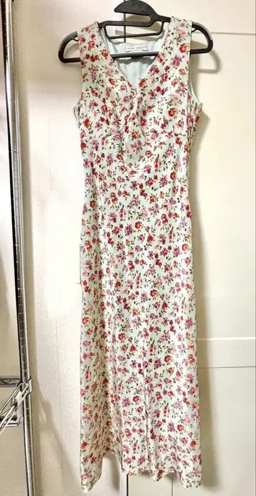 LAURA ASHLEY 로라 애슐리 꽃무늬 실크 원피스 실크 100%