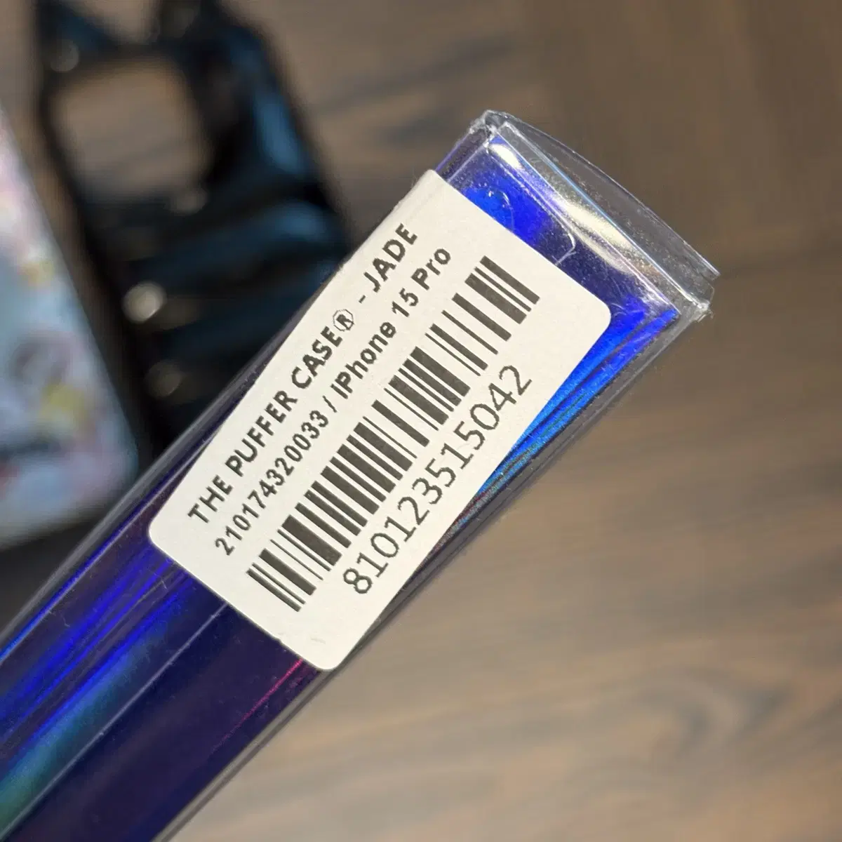 JADE iPhone15プロUrban Sophistication The Puffer Case® - Jade | Urban Sophistication