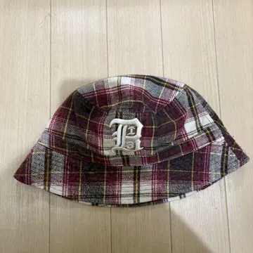 R13 아루사틴 체크 무늬 버킷 햇 버킷햇 체원 착용