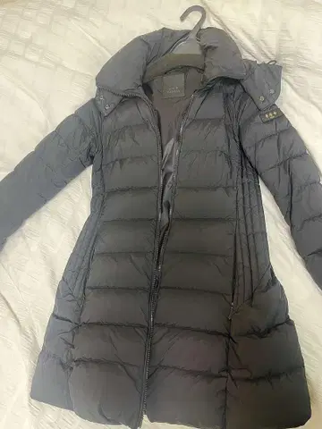 TATRAS 폴리 테아 다운 자켓