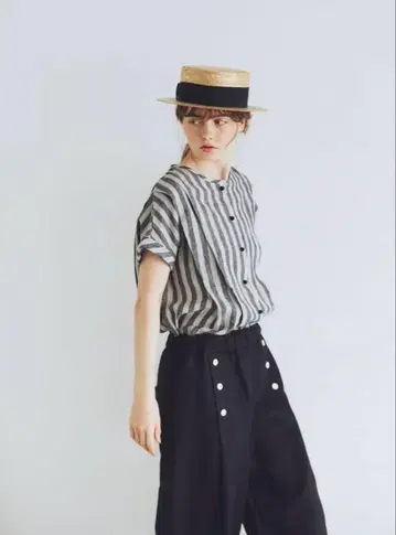 MAGALI 마가리 스트라이프 린넨 턱 셔츠