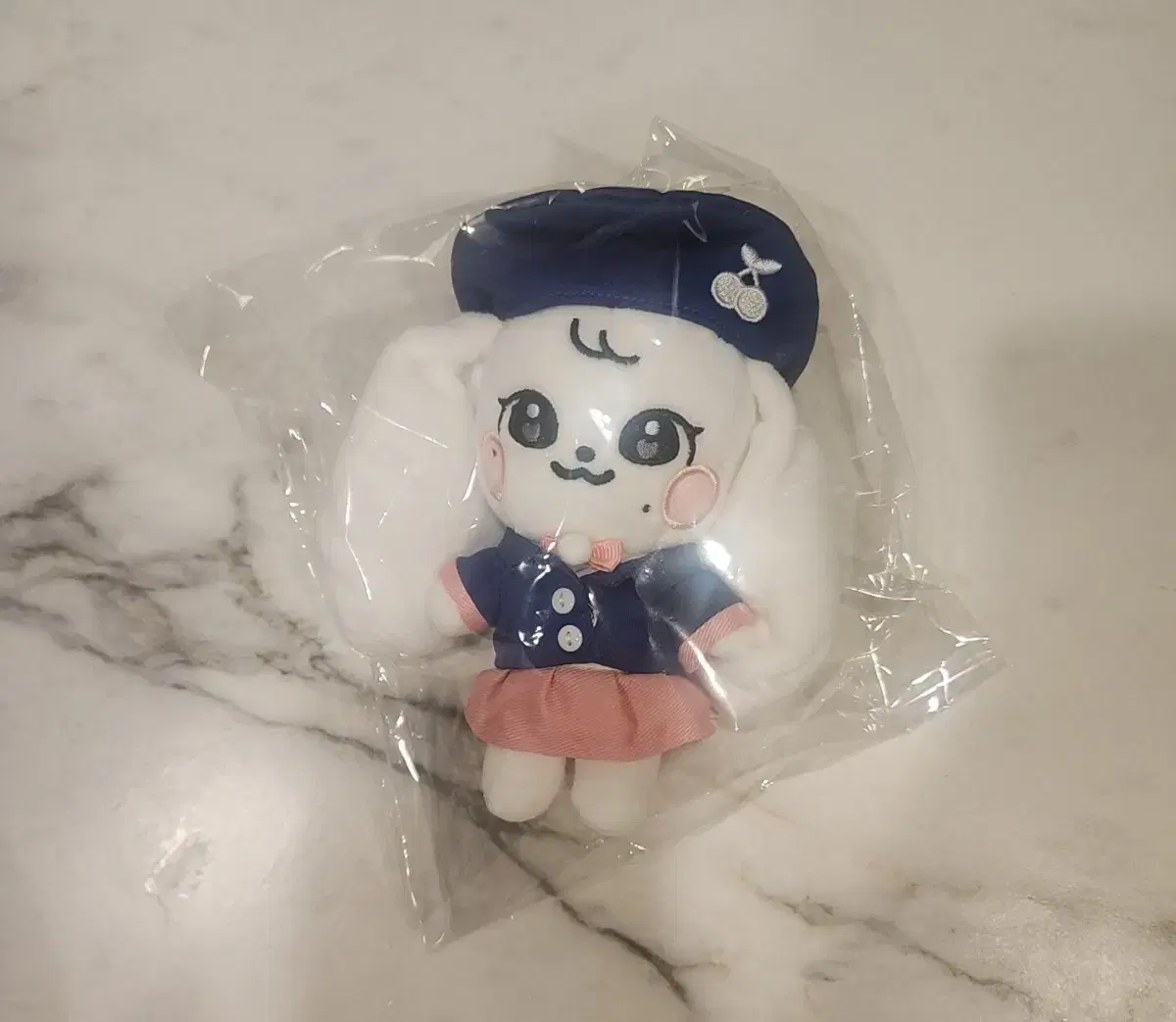 아이브미니브체리원영스쿨키링이요^^