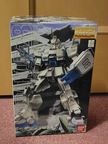 MG 1/100 건담 Ez-8