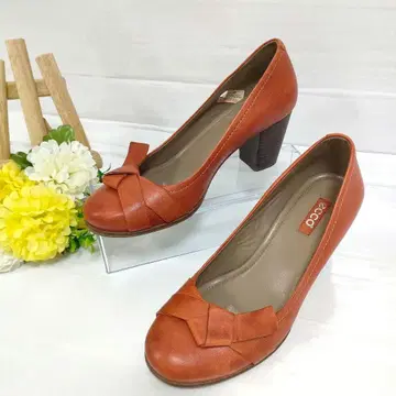 새상품급 에코 에코 컴포트 슈즈 가죽 펌프스 와이드 힐 24cm