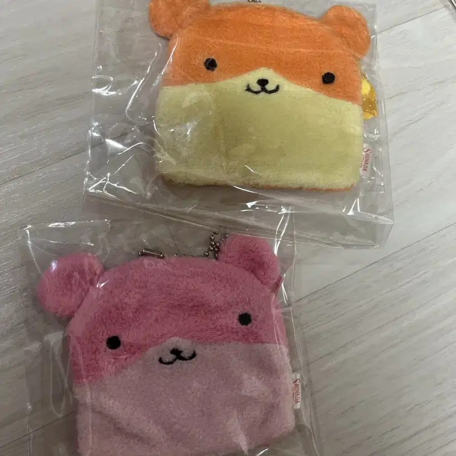 Shinada Hamzzi Pouch Keyring on Bunjang Global Site. Shinada Hamzzi Pouch Keyring on Bunjang Global Site.