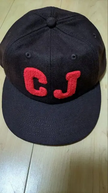 트래비스 스콧 CJ 모자