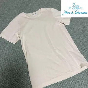 새상품급 Merz b.Scbwanen 라운드넥 티셔츠